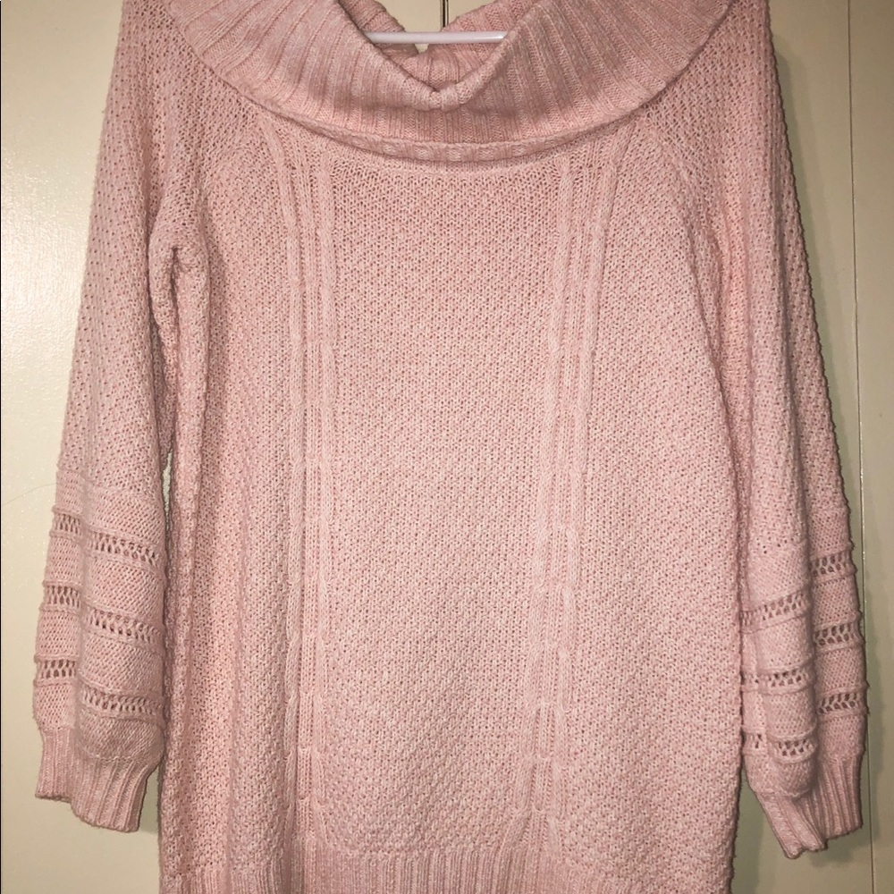 Crown & Ivy Sweater